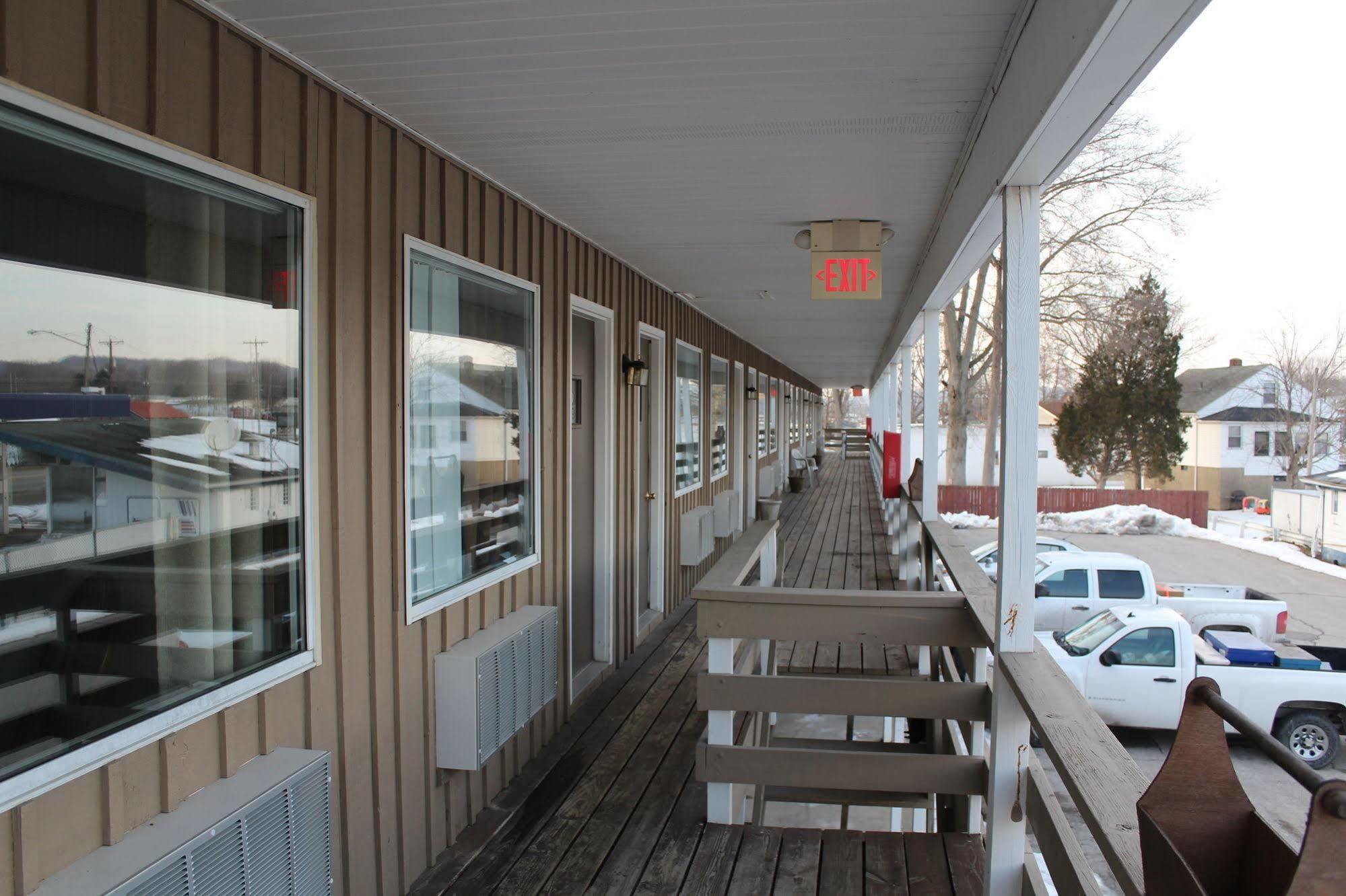 Brown'S Motel Aberdeen Bagian luar foto